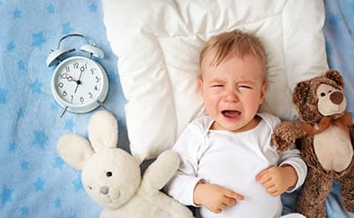 赤ちゃんの夜泣きはいつからいつまで？夜泣きの原因と予防するための7つの対処法もご紹介