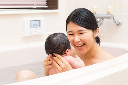 【月齢別】ワンオペお風呂の上手な入れ方・洗い方・待たせ方