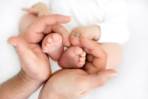 新生児の手足の冷えに関してよくある疑問